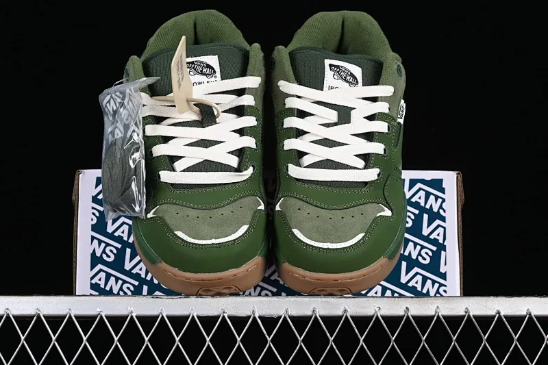 All categories Vans Vans series Vans Mid Vans China Vans Rowley XLT series Vans official shock-absorbing and wear-resistant retro skateboard shoes VN000E21BXU